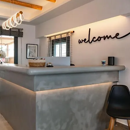 Apartman Piperaki Project Náusza