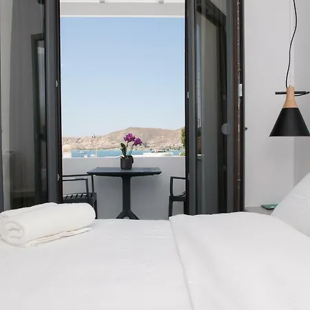 Piperaki Project Náusza